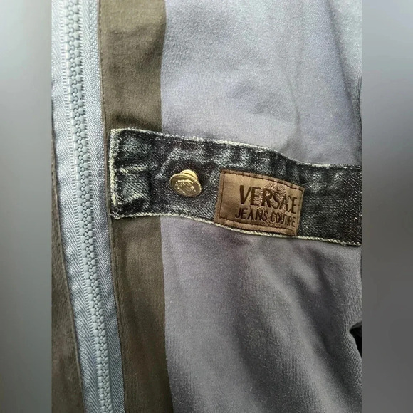 Versace Jeans Couture | Andy Warhol Collection  Zipper Detail Shirt | Size L - Picture 4 of 10